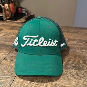Titleist Men's 2022 Tour Performance Golf Hat NWOT